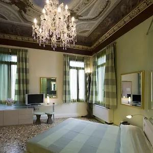 https://giulietta-e-romeo.hotelslidodijesolo.com
