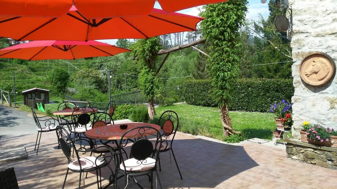 Country House La Scortica Beverino 0*,  Italië